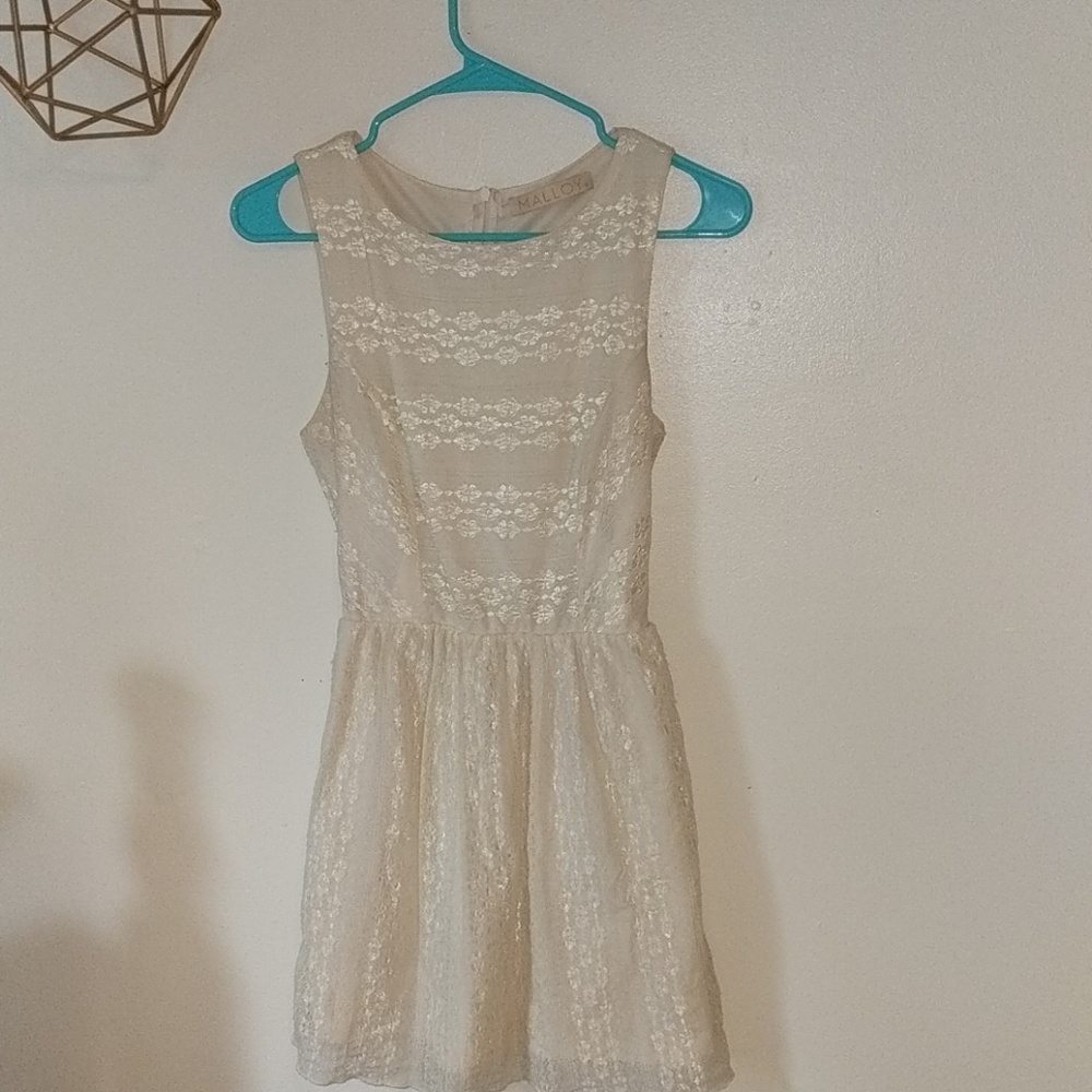 Off White Lace Dress ❣️